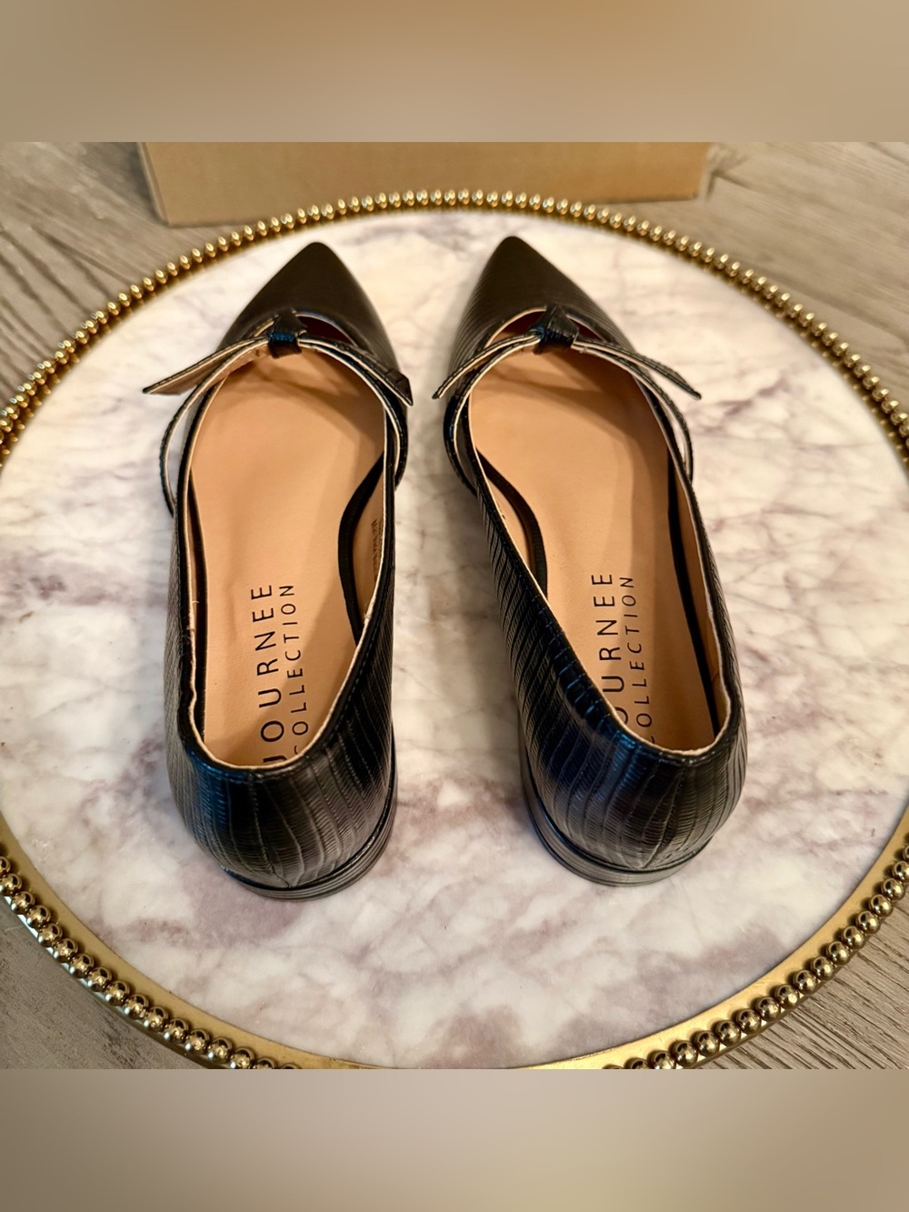 Journee Collection Black Textured Vegan Leather Shoes | SZ. 5.5 (NWB) - Picture 6 of 9